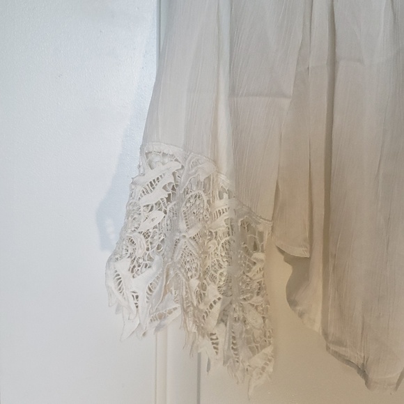 Top - Picture 3 of 3